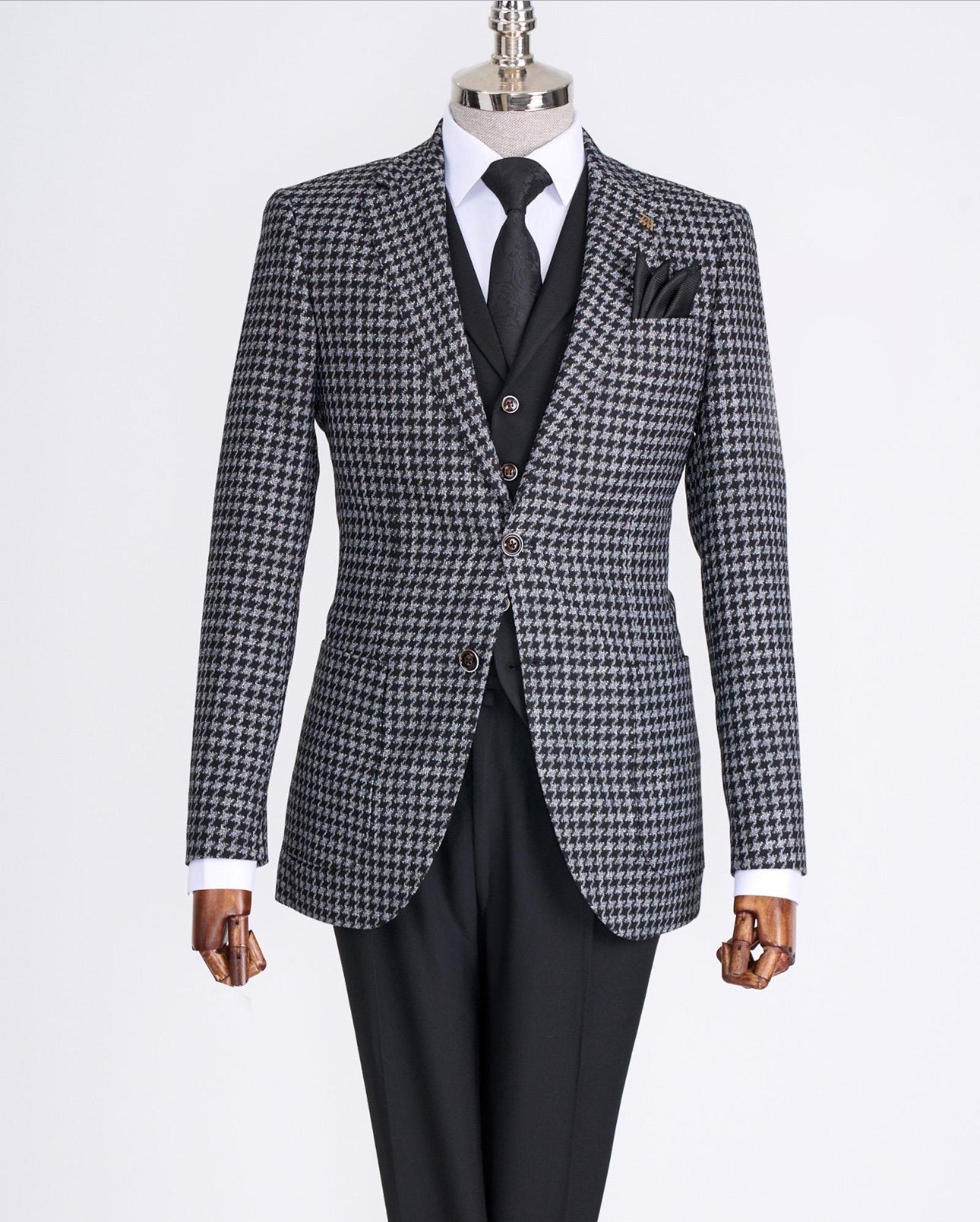 Bojoni Chicago Slim Fit Checked Black Suit