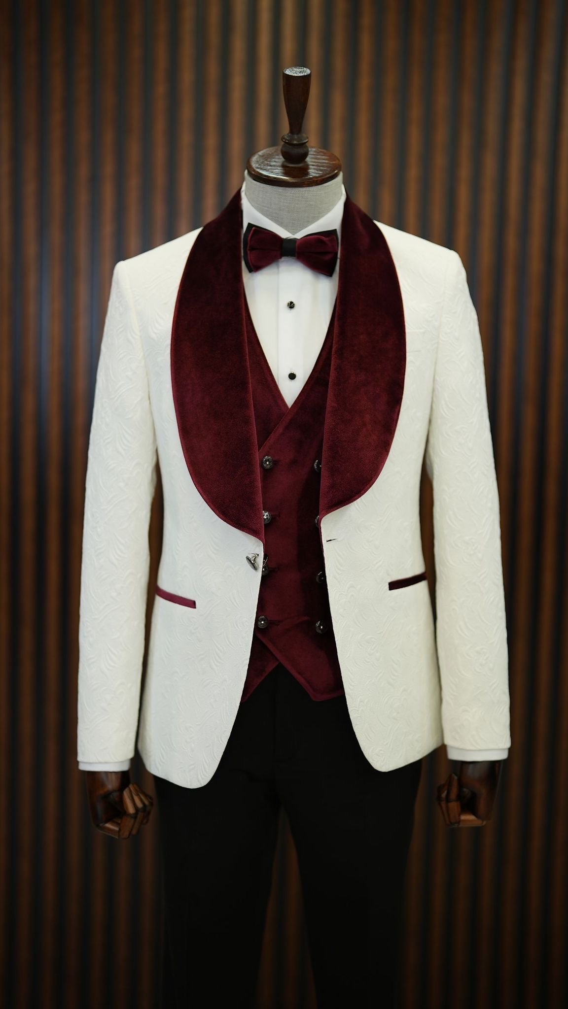 Bojoni Paruri Burgundy Slim Fit Velvet Shawl Lapel Wool Tuxedo