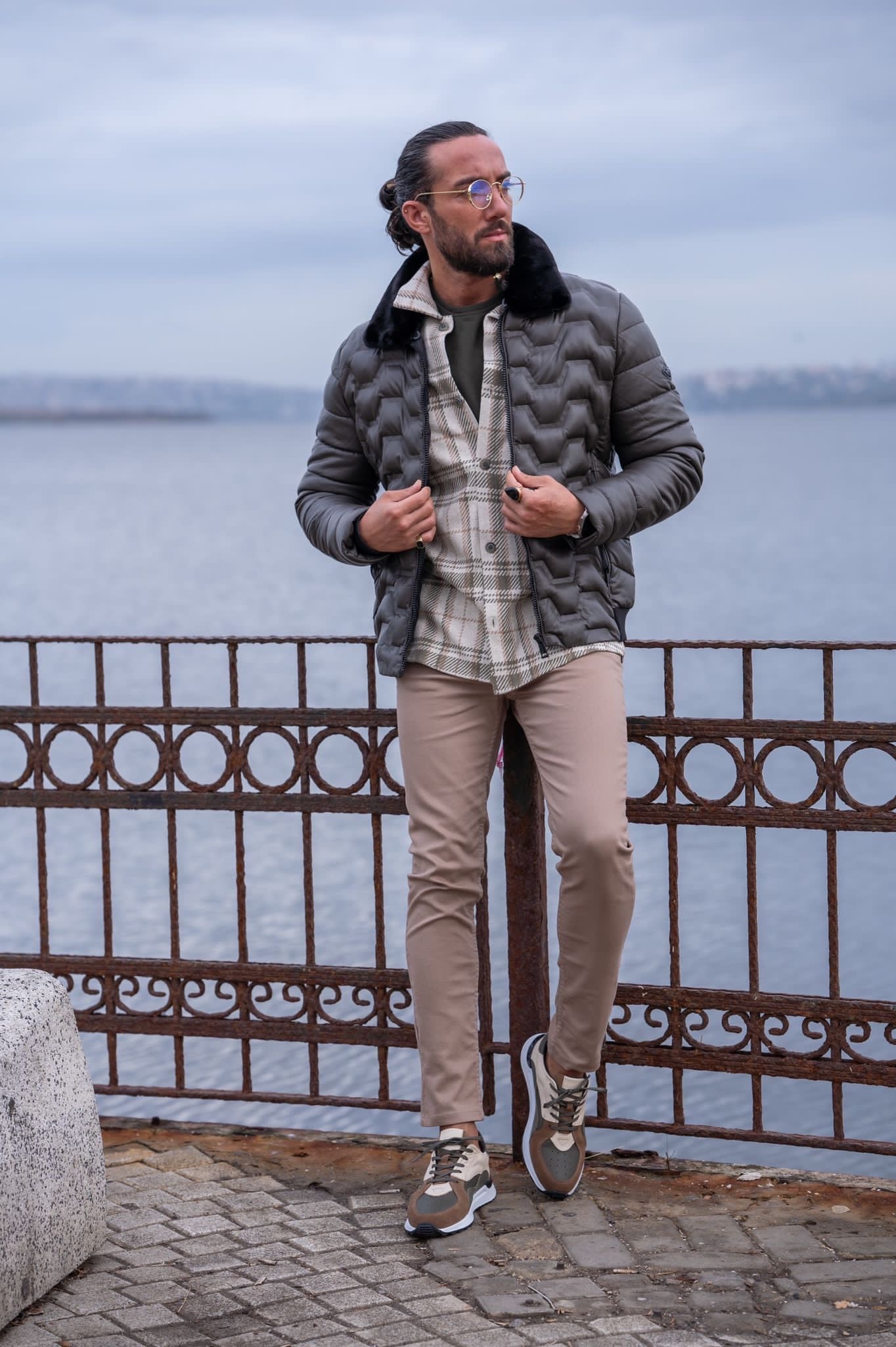 Bojoni Matera Slim Fit Khaki Self-Printed Fur Detail Coat