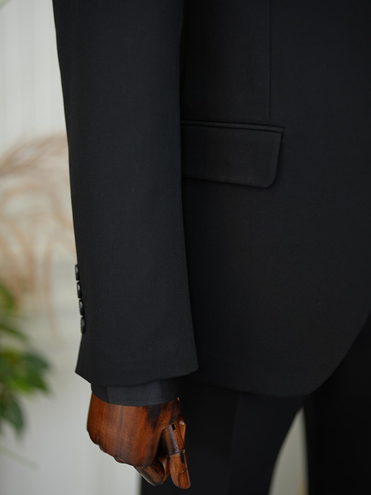 Bojoni Volterra Black  Slim Fit Suit