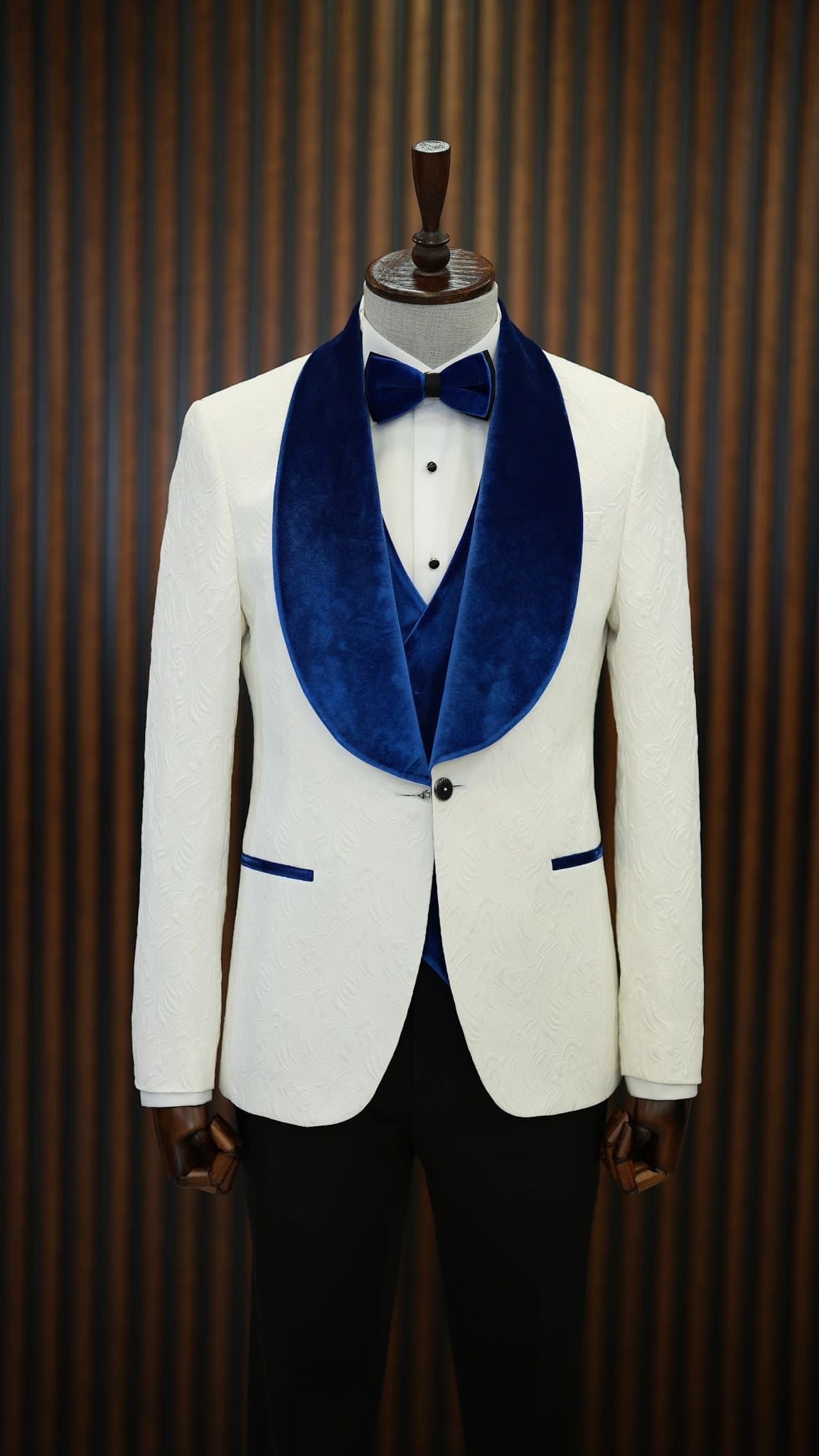 Bojoni Paruri Blue Slim Fit Velvet Shawl Lapel Wool Tuxedo