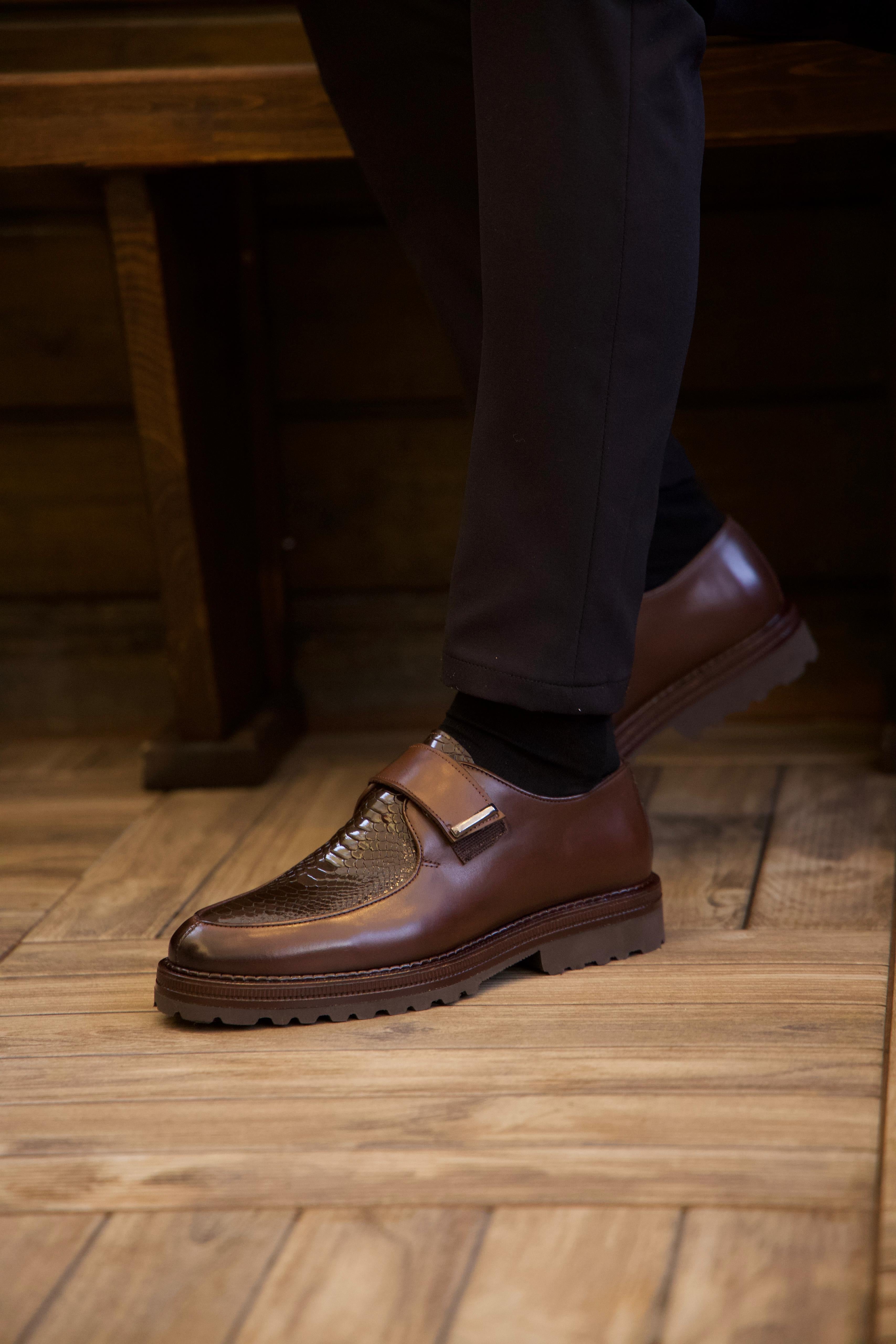 Bojoni Omaha Leather Dark Brown Croco Pattern Shoes