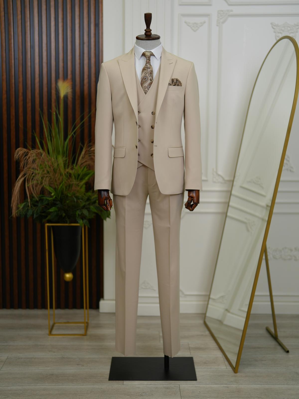 Bojoni Volterra Cream  Slim Fit Suit