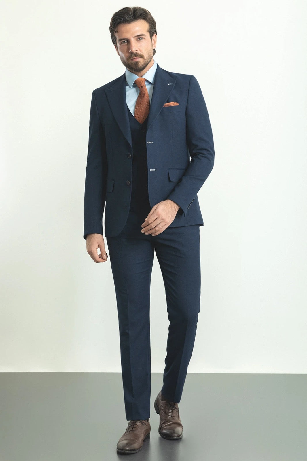 Bojoni Mayfair Classic Slim Fit Navy Blue Wool Suit