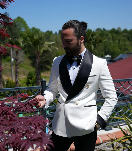 Bojoni Gatsby Double Breasted Shawl Collar White Tuxedo
