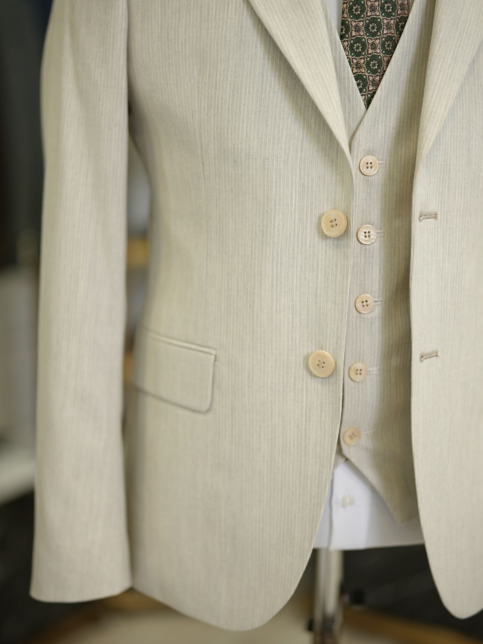 Bojoni Maison Cream  Slim Fit Suit