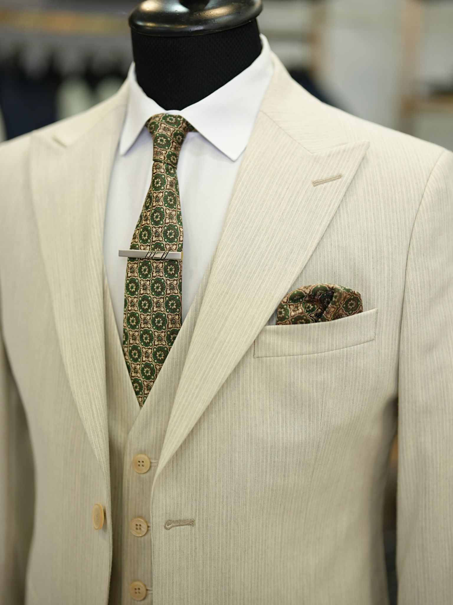 Bojoni Maison Cream  Slim Fit Suit