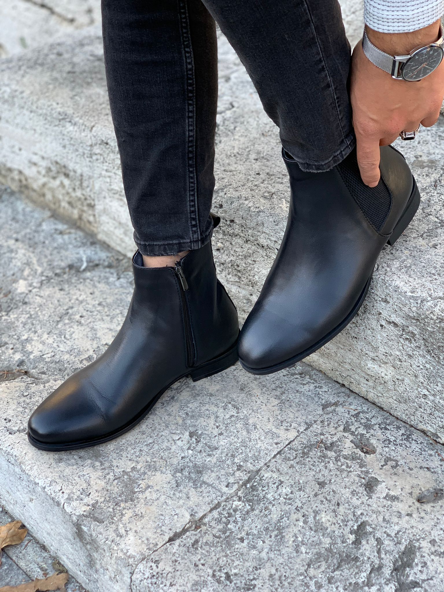 Mantoni Black Leather Chelsea Boots-baagr.myshopify.com-shoes2-BOJONI