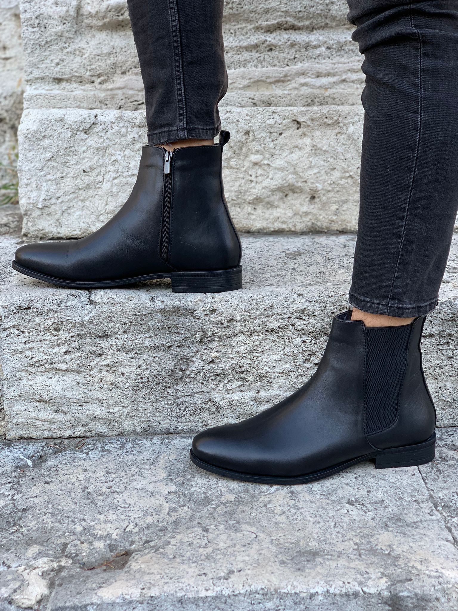 Mantoni Black Leather Chelsea Boots-baagr.myshopify.com-shoes2-BOJONI