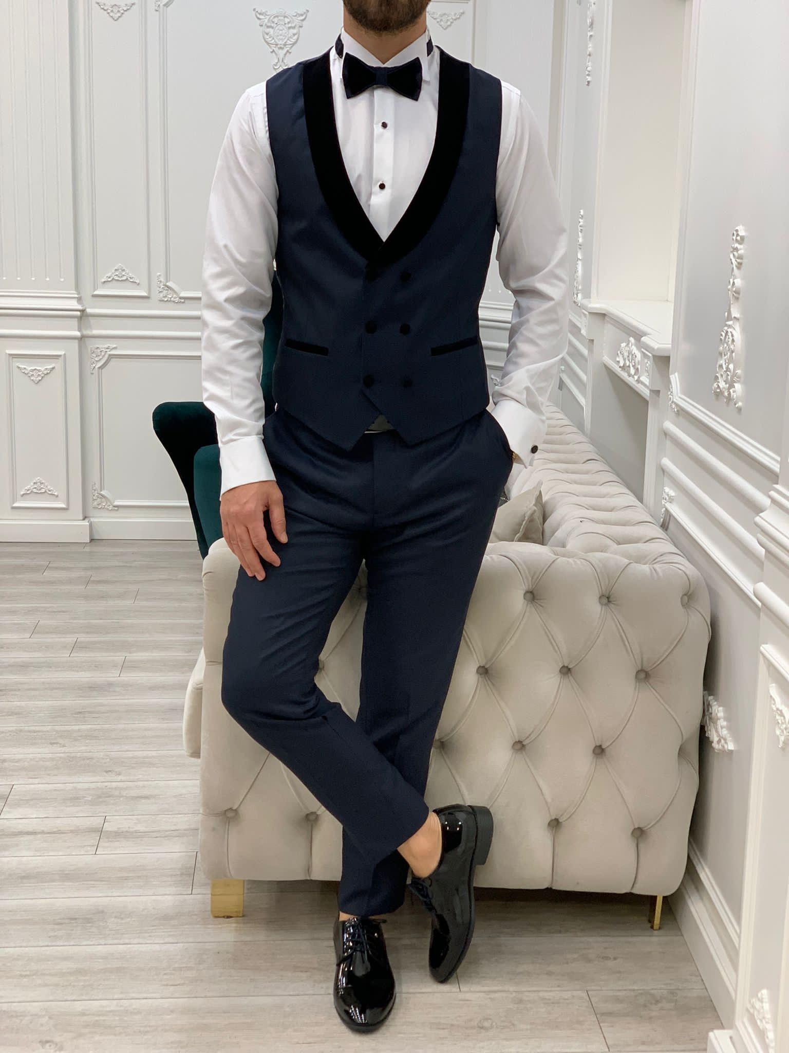 Bojoni Valencia Navy Blue Shawl Velvet Collar Slim Fit Tuxedo