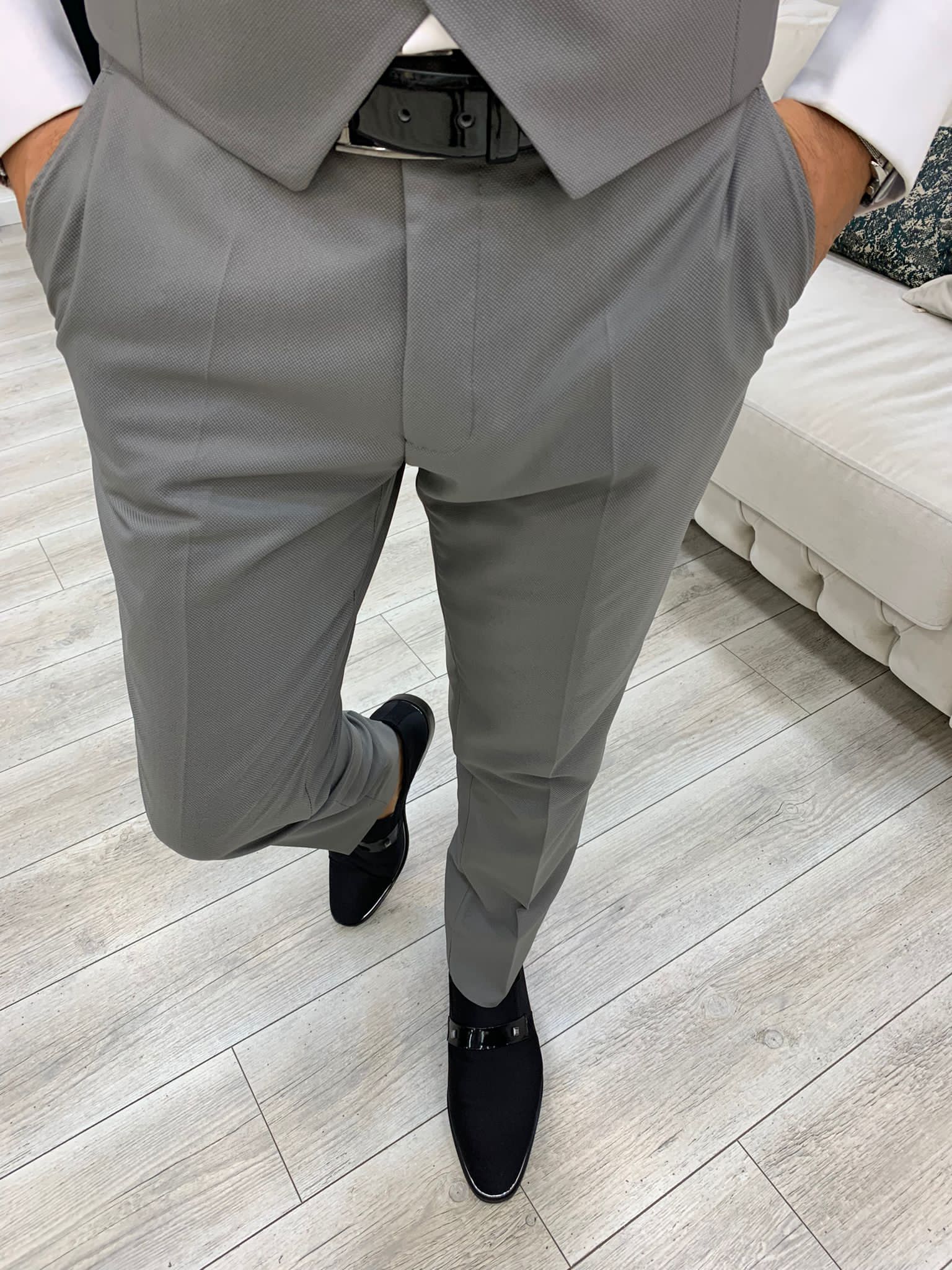 Rocca Gray Slim Fit Velvet Peak Lapel Tuxedo-baagr.myshopify.com-1-BOJONI