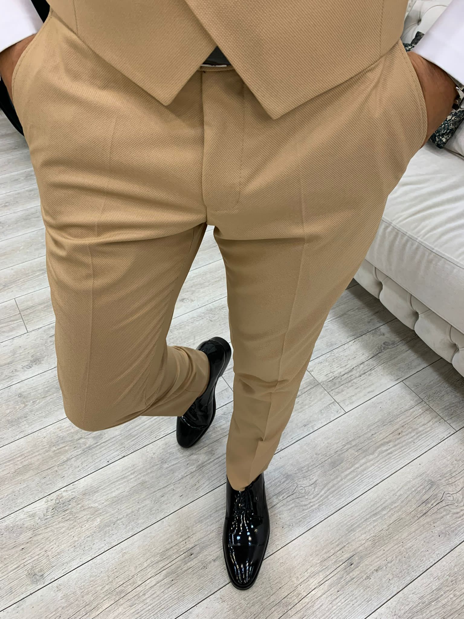 Fettachi Gold Slim Fit Velvet Peak Lapel Tuxedo-baagr.myshopify.com-1-BOJONI