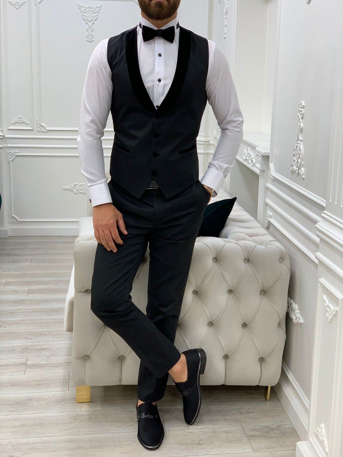 Moncani  Black Slim Fit Velvet Peak Lapel Tuxedo-baagr.myshopify.com-1-BOJONI