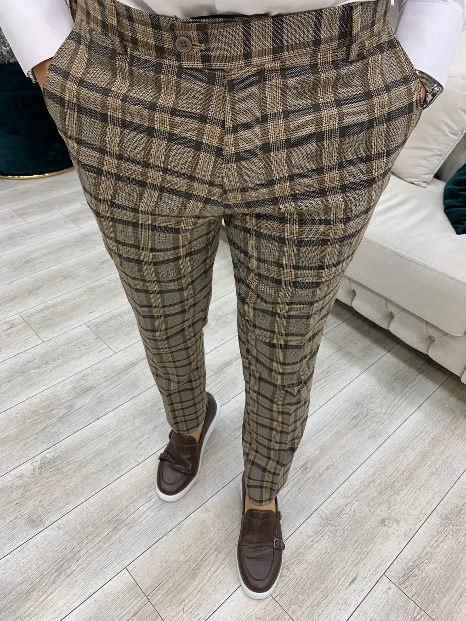 Vince Brown Slim Fit Double Breasted Plaid Suit-baagr.myshopify.com-1-BOJONI