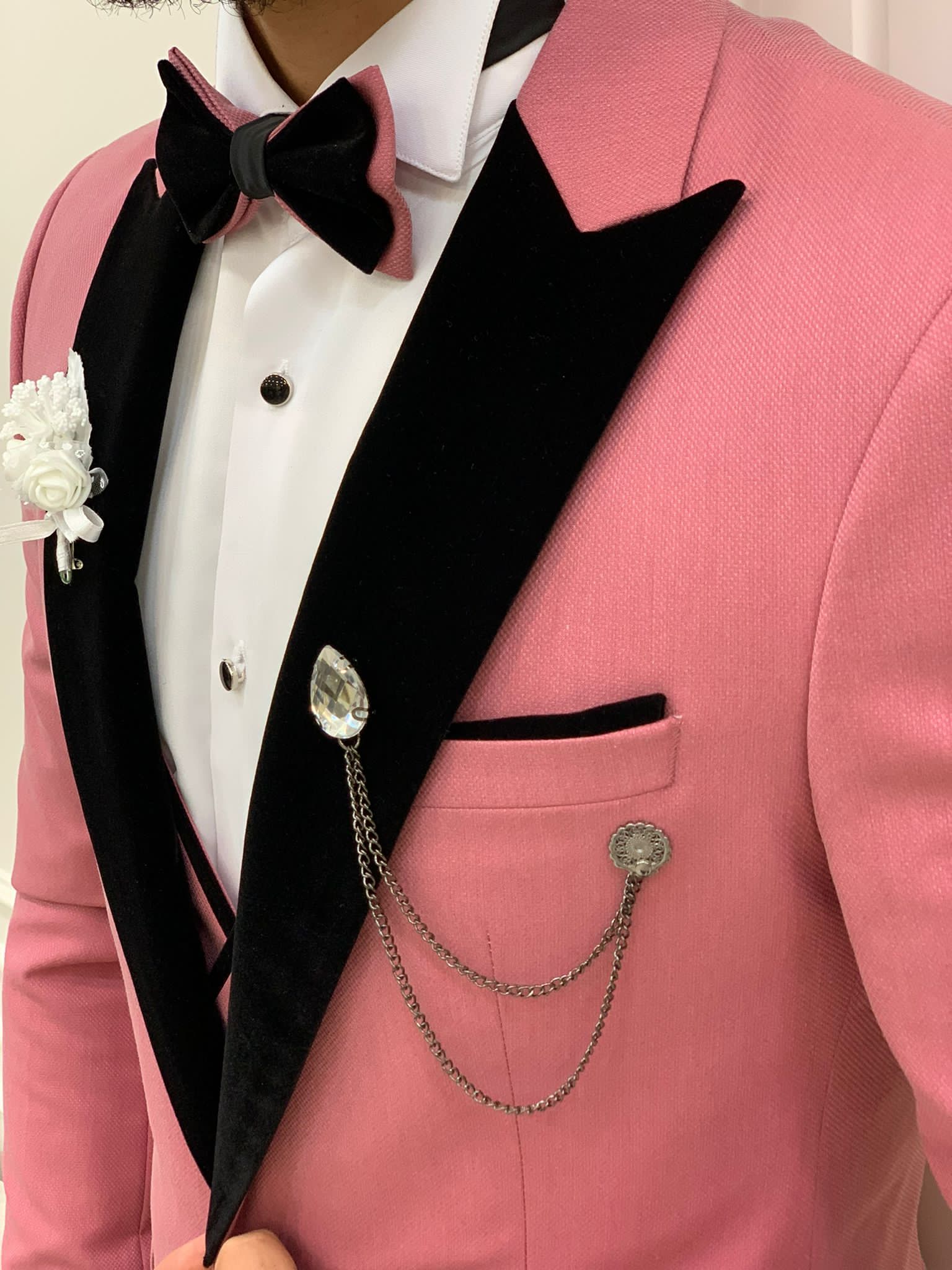Fettachi Pink Slim Fit Velvet Peak Lapel Tuxedo-baagr.myshopify.com-1-BOJONI
